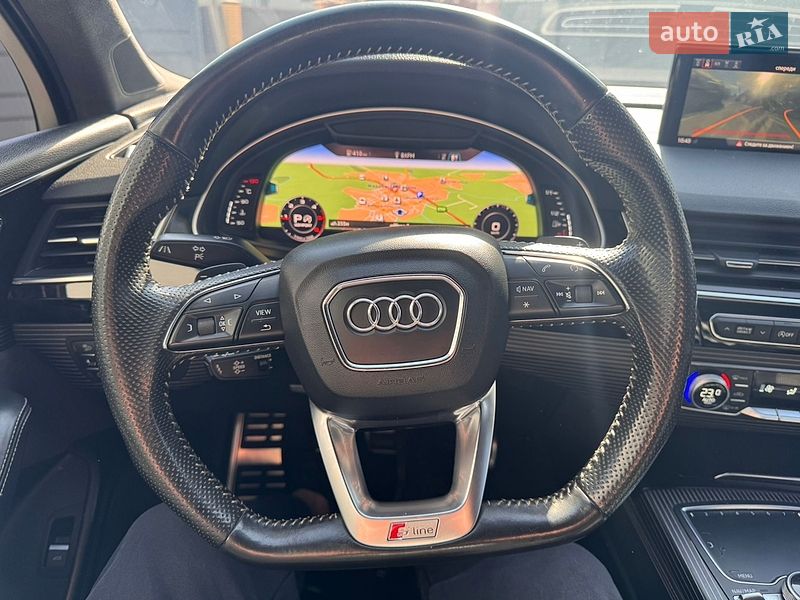 Позашляховик / Кросовер Audi Q7 2016 в Стрию
