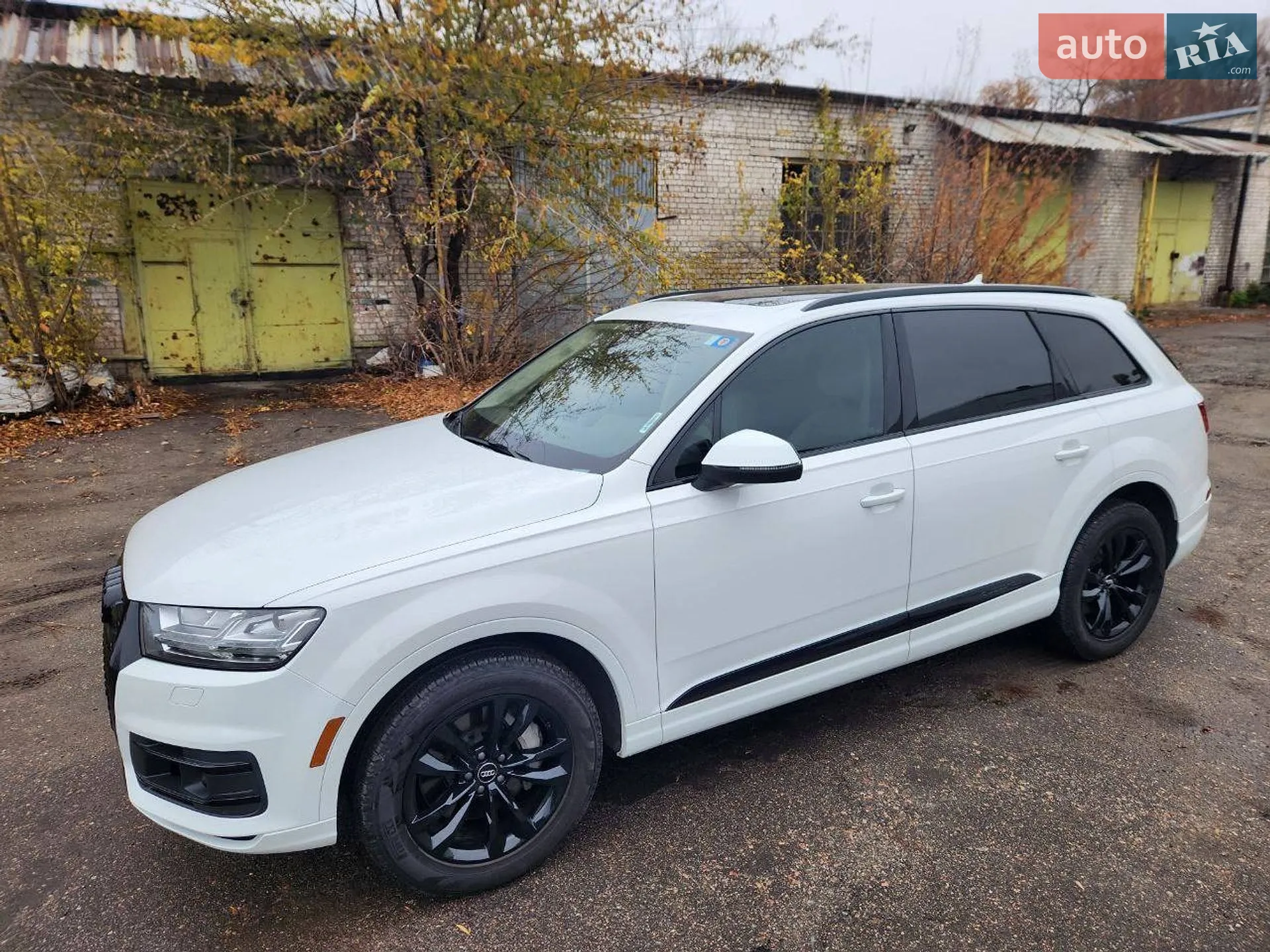 Audi Q7 2018 VIN WA1LAAF78JD033918 фото оголошення 8 з 50