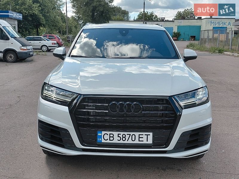 Позашляховик / Кросовер Audi Q7 2016 в Чернігові