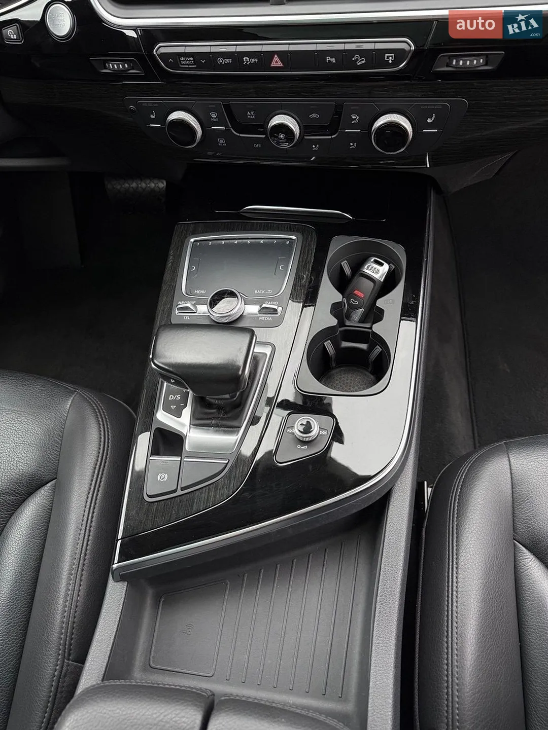 2016 Audi Q7 - мініатюра 15