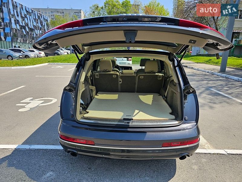 Внедорожник / Кроссовер Audi Q7 2012 в Харькове