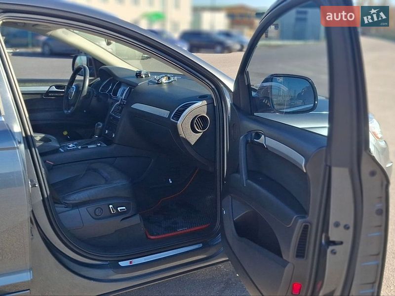 Внедорожник / Кроссовер Audi Q7 2011 в Виннице