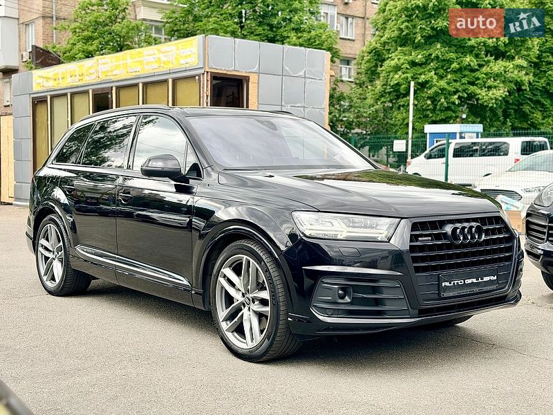 Позашляховик / Кросовер Audi Q7 2018 в Києві