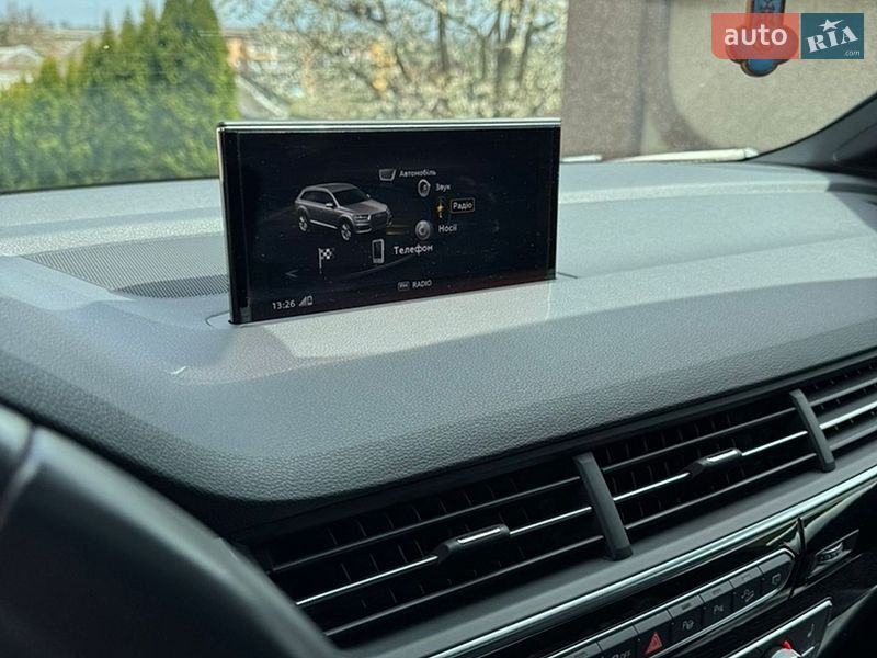 Внедорожник / Кроссовер Audi Q7 2019 в Киеве