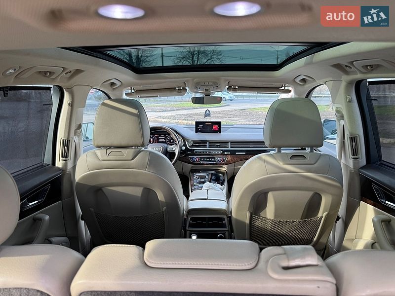 Позашляховик / Кросовер Audi Q7 2016 в Дніпрі