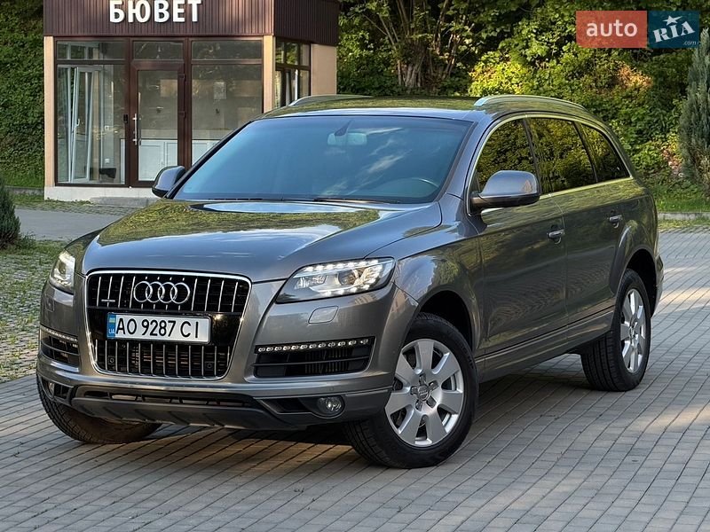 Позашляховик / Кросовер Audi Q7 2013 в Мукачевому