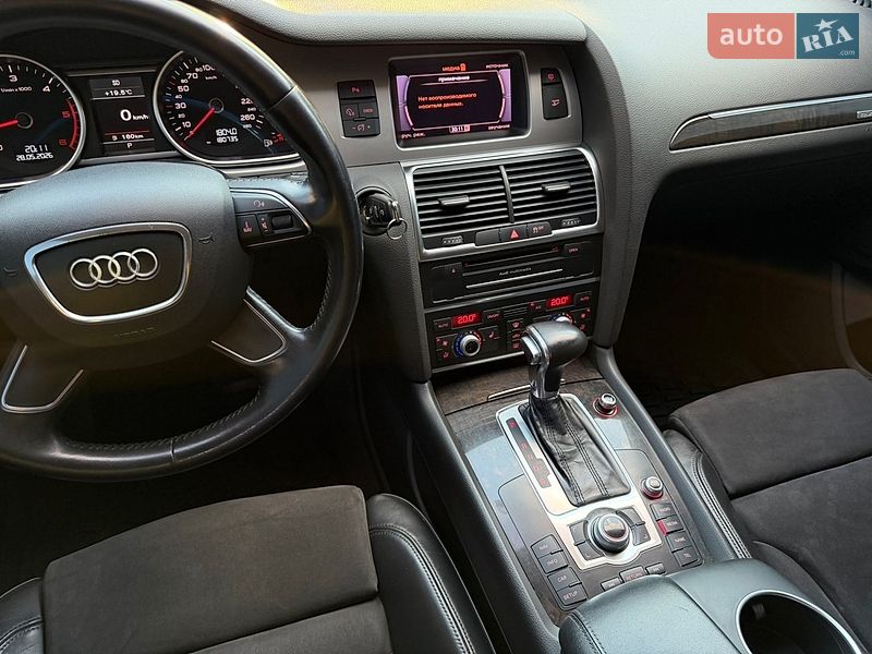Позашляховик / Кросовер Audi Q7 2013 в Мукачевому