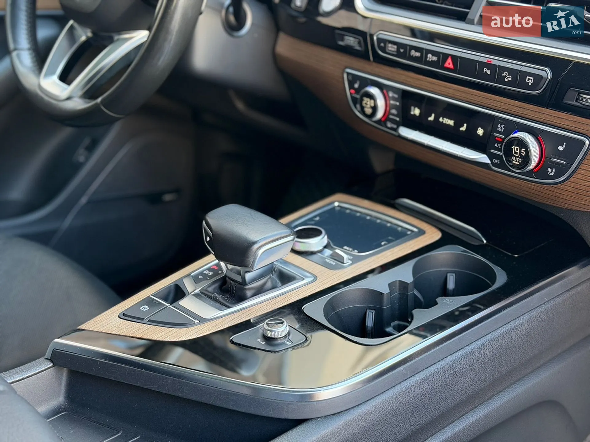 2016 Audi Q7 - мініатюра 29