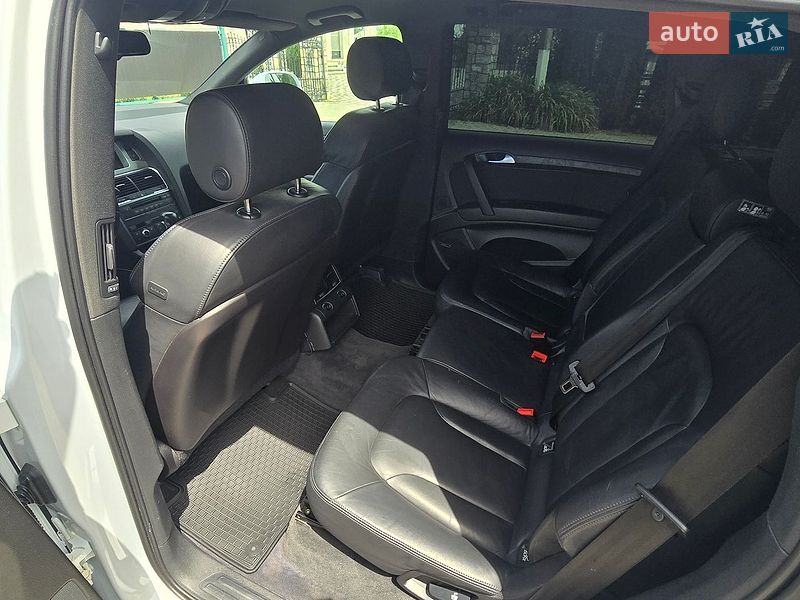 Позашляховик / Кросовер Audi Q7 2008 в Снятині