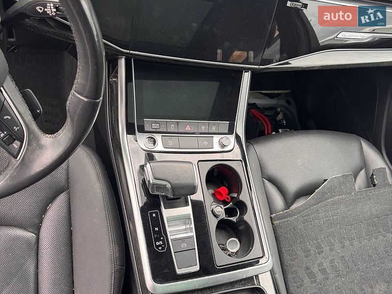 Внедорожник / Кроссовер Audi Q7 2021 в Львове