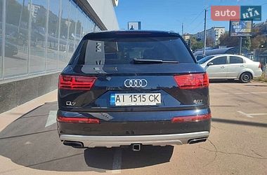 Позашляховик / Кросовер Audi Q7 2017 в Києві