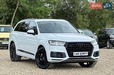 Позашляховик / Кросовер Audi Q7 2018 в Стрию