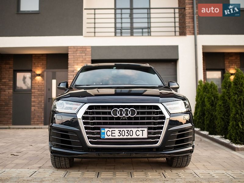 Позашляховик / Кросовер Audi Q7 2017 в Чернівцях