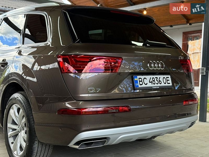 Внедорожник / Кроссовер Audi Q7 2017 в Львове