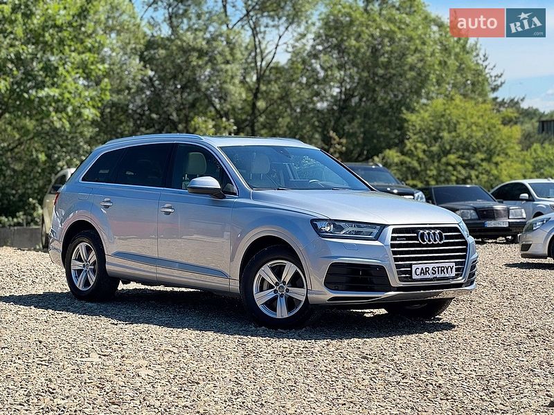 Внедорожник / Кроссовер Audi Q7 2017 в Стрые