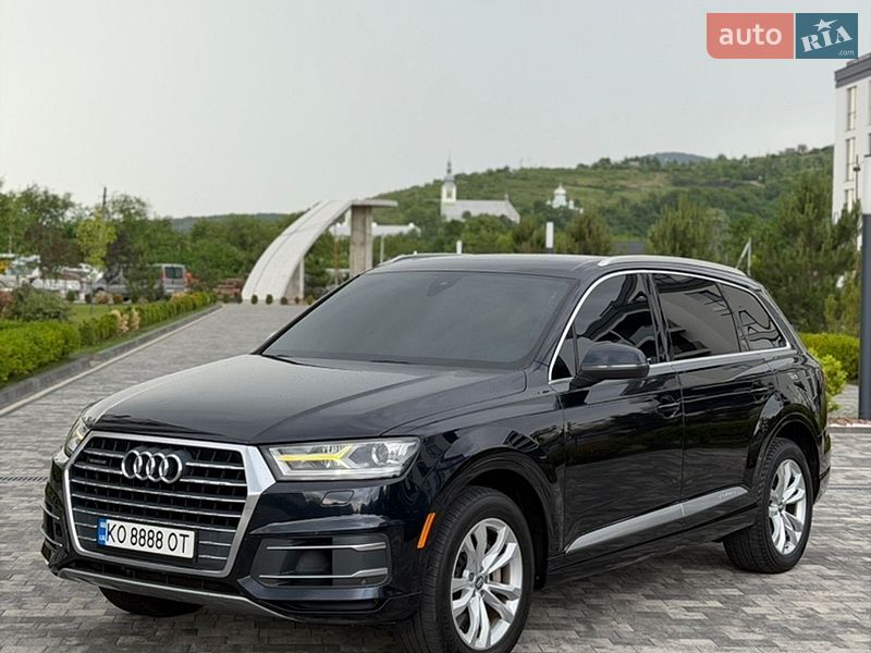 Позашляховик / Кросовер Audi Q7 2017 в Івано-Франківську