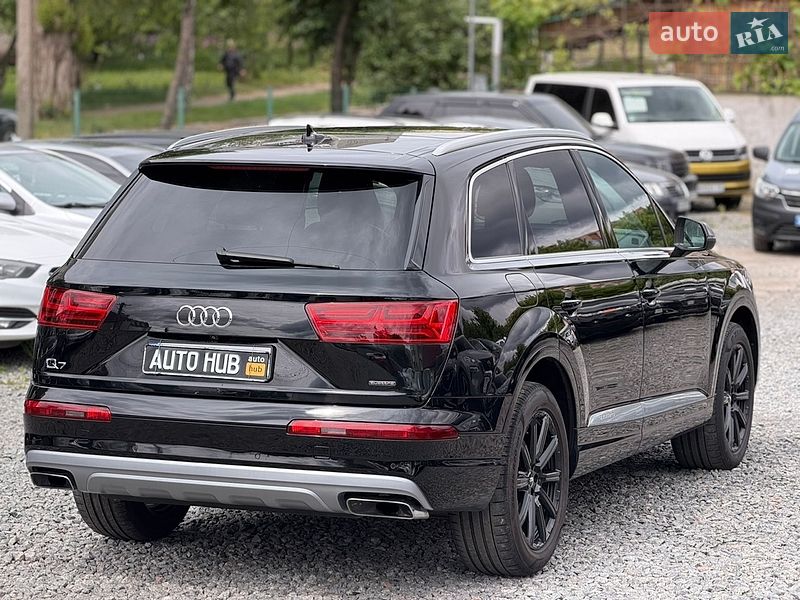 Внедорожник / Кроссовер Audi Q7 2017 в Бердичеве