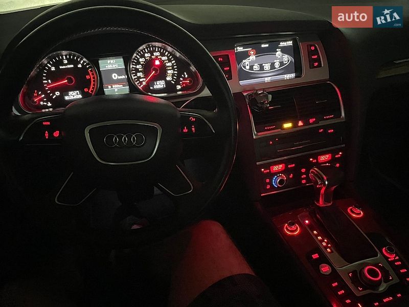 Внедорожник / Кроссовер Audi Q7 2014 в Львове