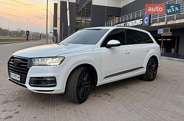Внедорожник / Кроссовер Audi Q7 2018 в Киеве