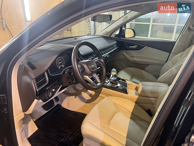 Внедорожник / Кроссовер Audi Q7 2017 в Днепре фото 12 Внедорожник / Кроссовер Audi Q7 2017 в Днепре