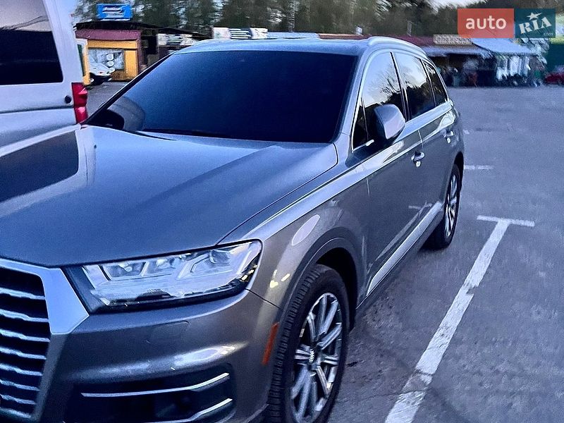 2017 Audi Q7, VIN WA1LAAF7XHD052867:plate — фото 1 (autoria)