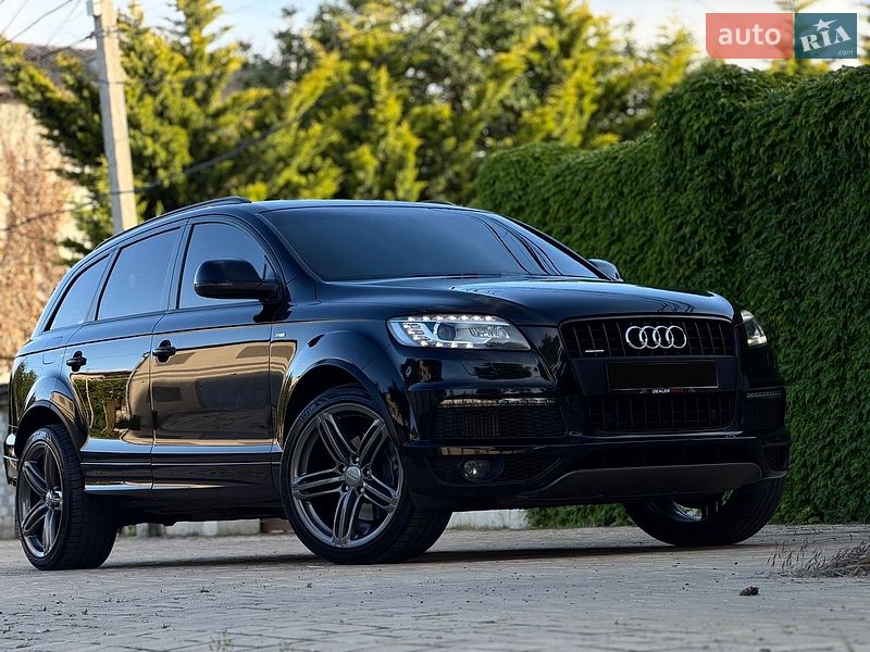 Внедорожник / Кроссовер Audi Q7 2013 в Одессе
