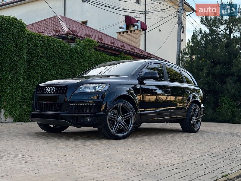 Внедорожник / Кроссовер Audi Q7 2013 в Одессе
