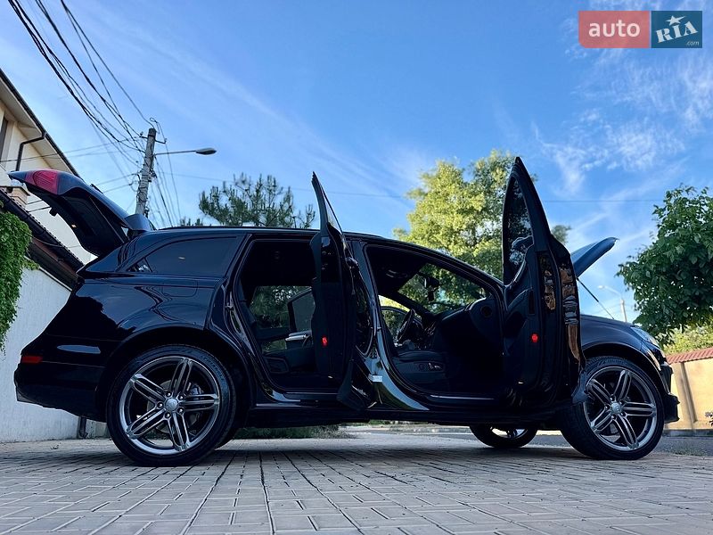Внедорожник / Кроссовер Audi Q7 2013 в Одессе