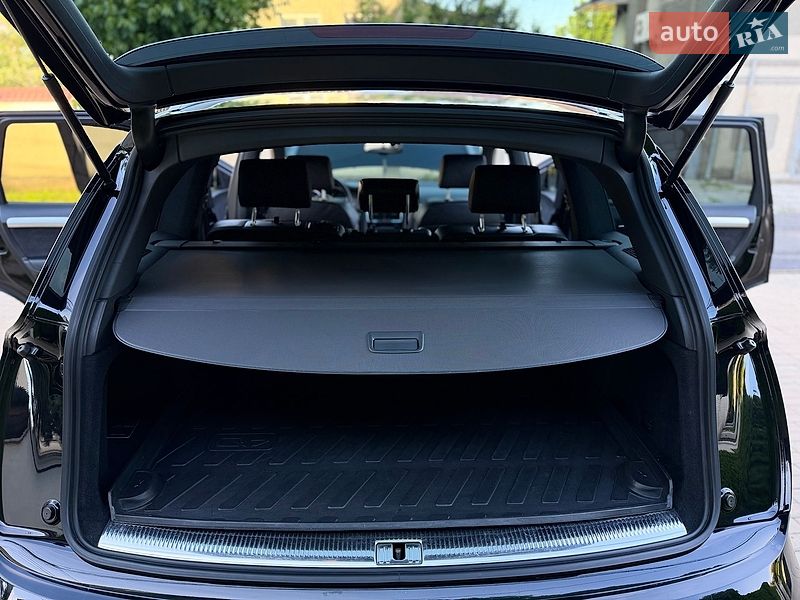 Внедорожник / Кроссовер Audi Q7 2013 в Одессе
