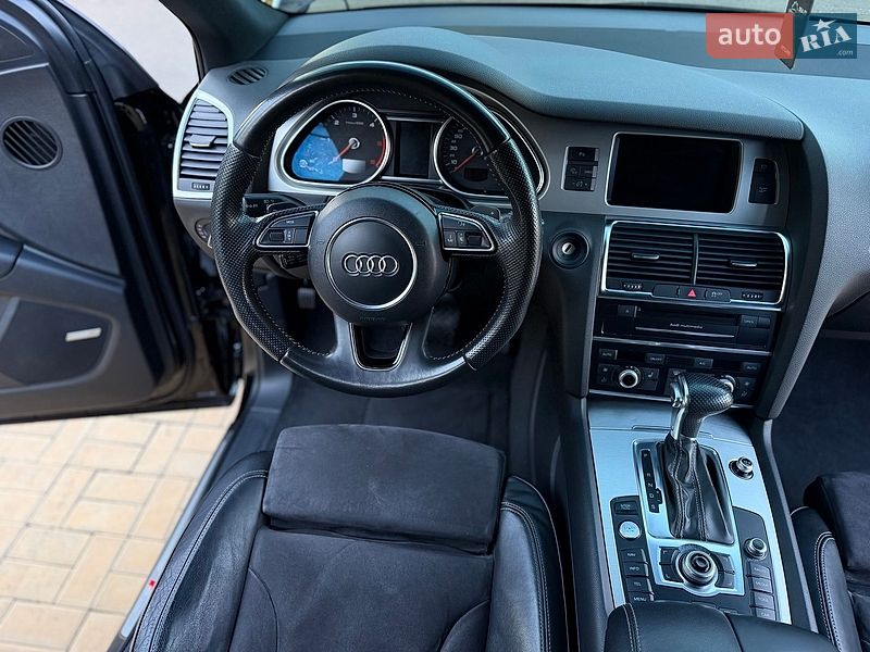 Внедорожник / Кроссовер Audi Q7 2013 в Одессе