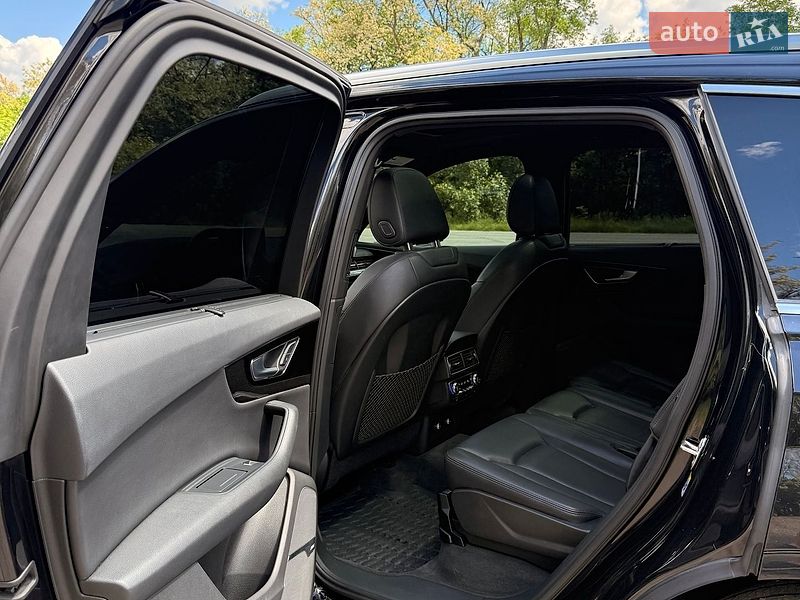 Позашляховик / Кросовер Audi Q7 2019 в Сквирі