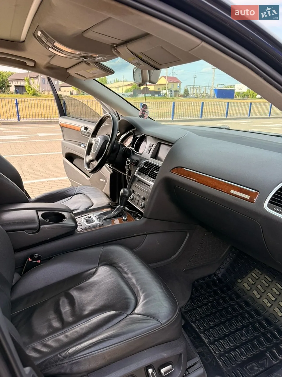 2010 Audi Q7 - мініатюра 8