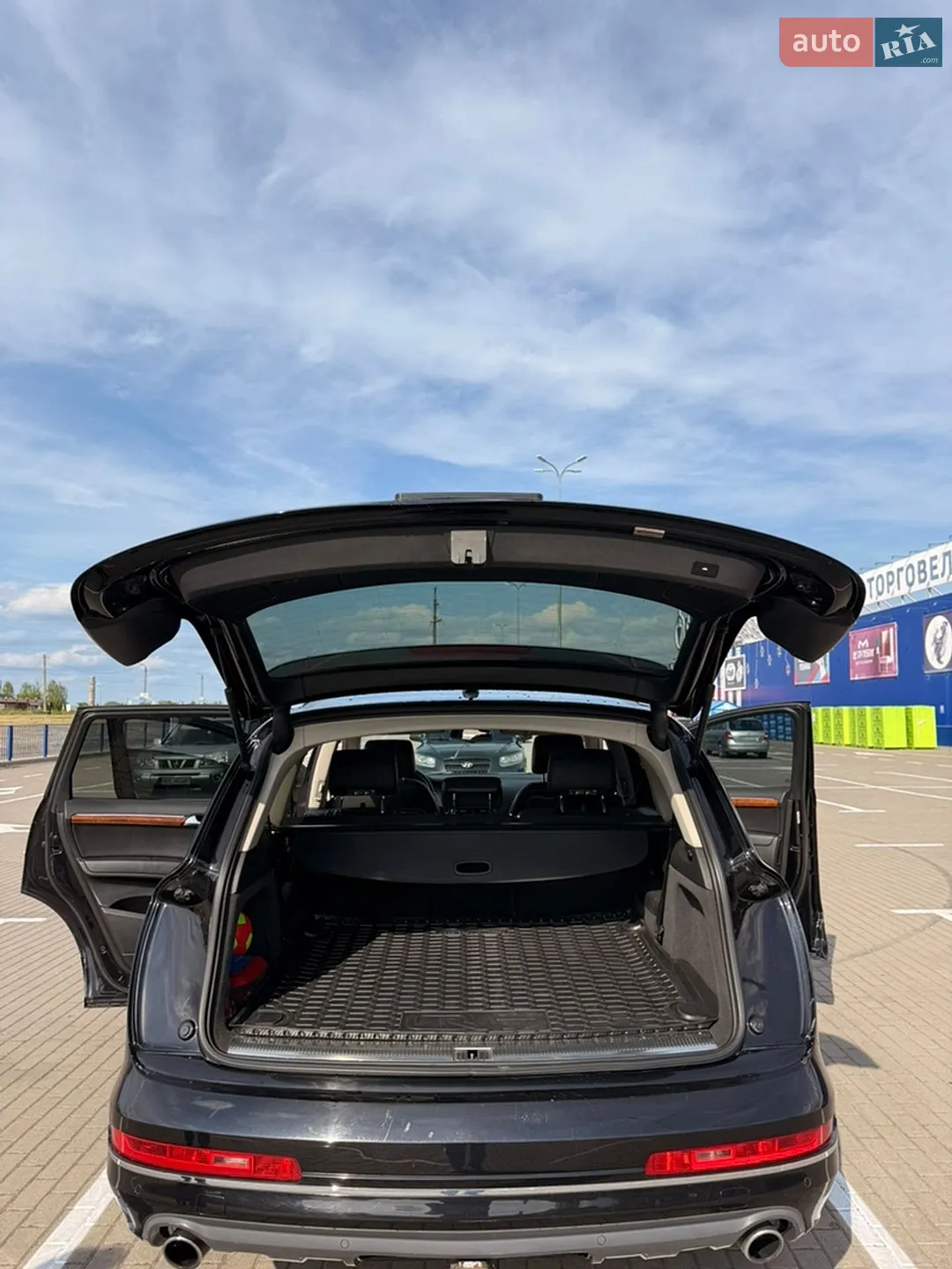 2010 Audi Q7 - мініатюра 12