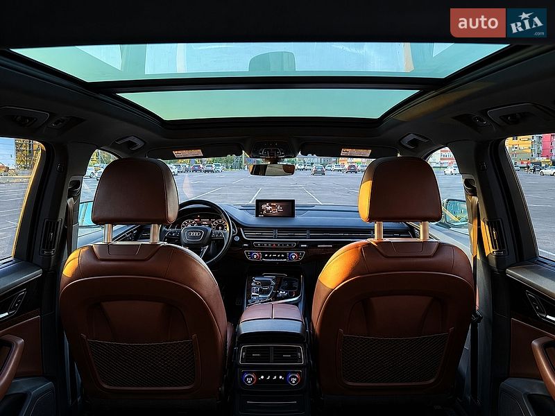 Внедорожник / Кроссовер Audi Q7 2019 в Киеве