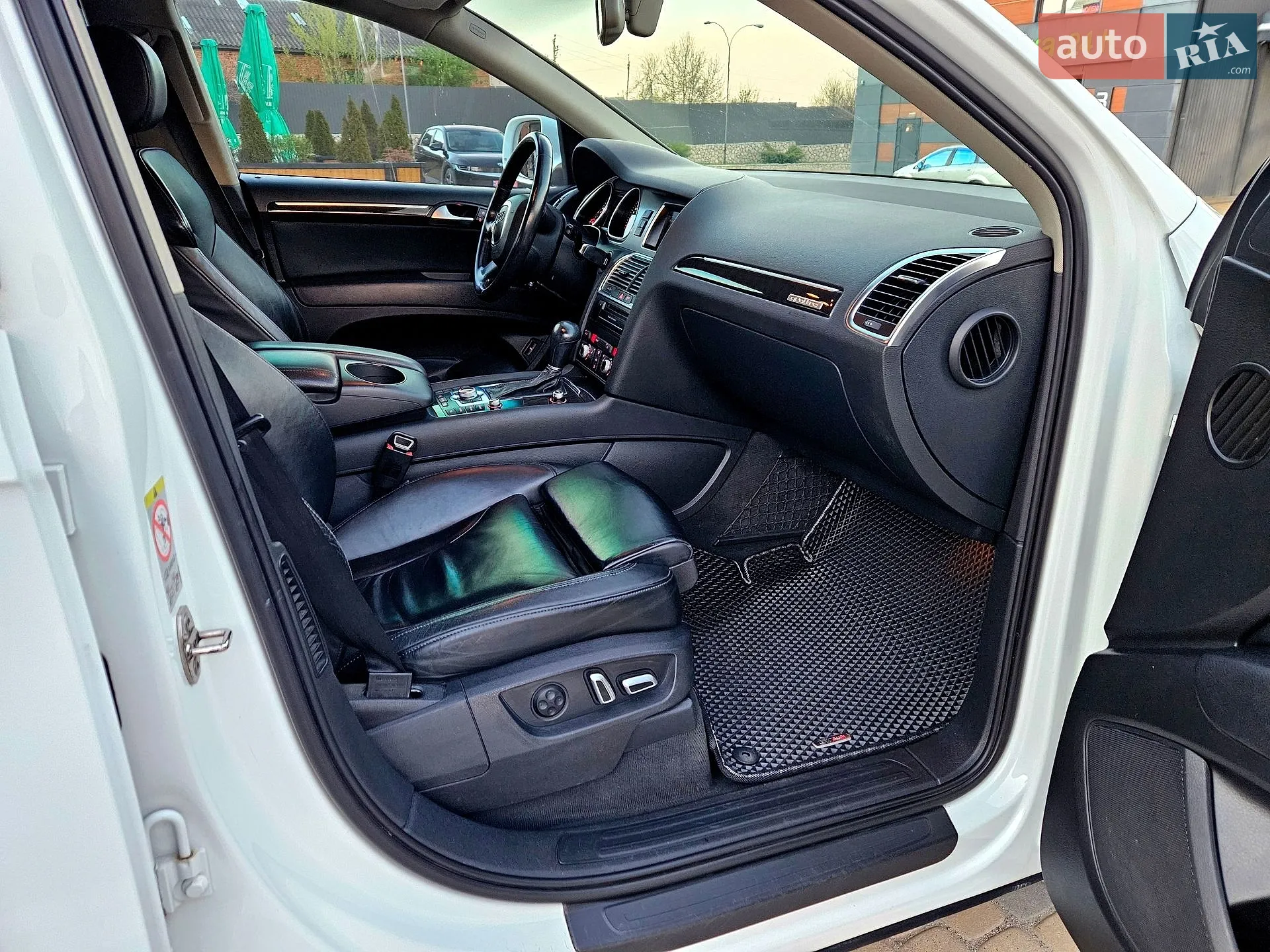 2011 Audi Q7 - мініатюра 12