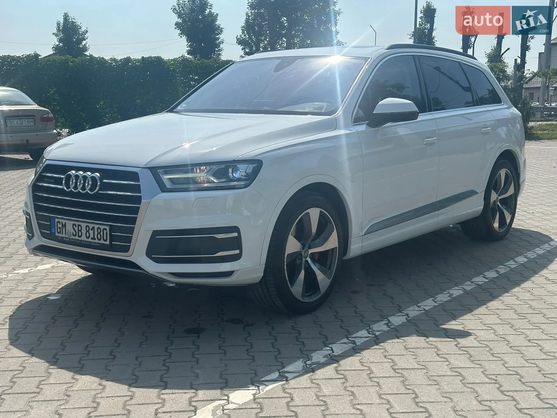 2015 Audi Q7 - мініатюра 2