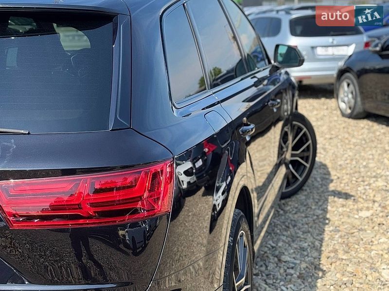 Внедорожник / Кроссовер Audi Q7 2018 в Стрые