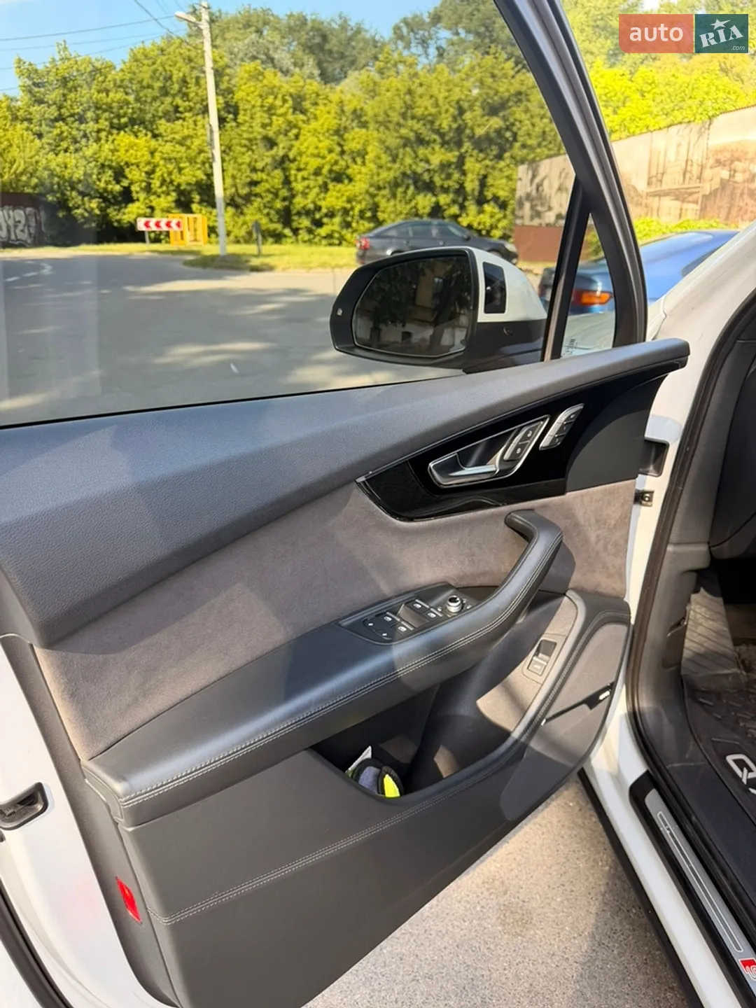 2015 Audi Q7 - мініатюра 9