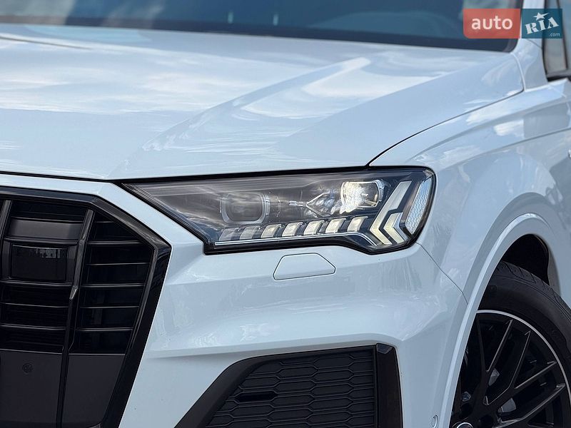 Позашляховик / Кросовер Audi Q7 2023 в Кривому Розі