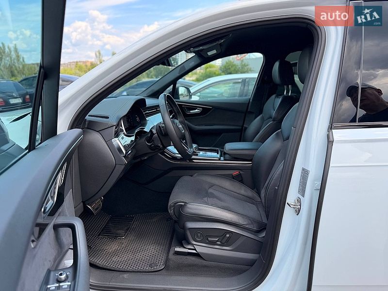 Позашляховик / Кросовер Audi Q7 2023 в Кривому Розі