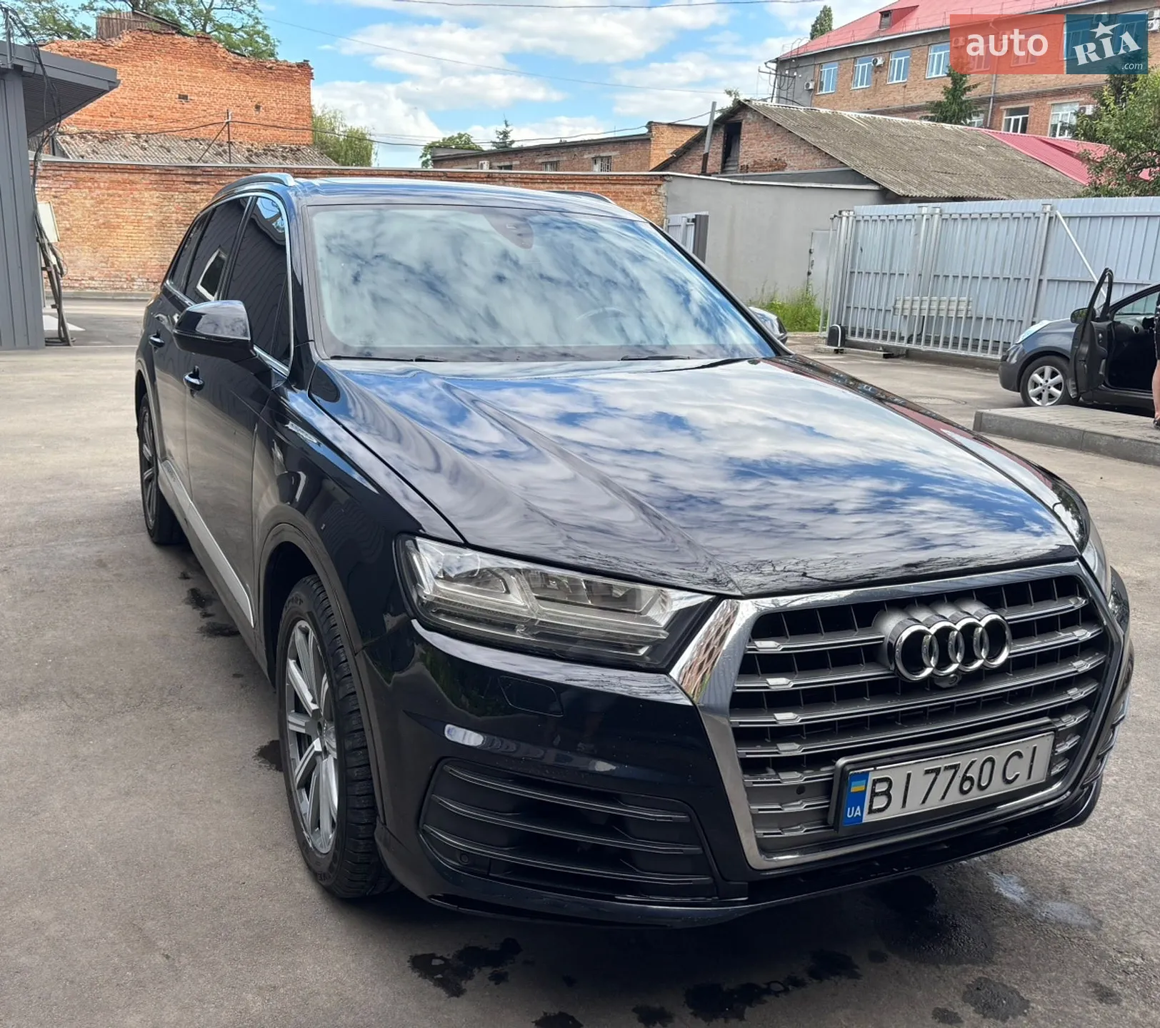 2016 Audi Q7 - мініатюра 2