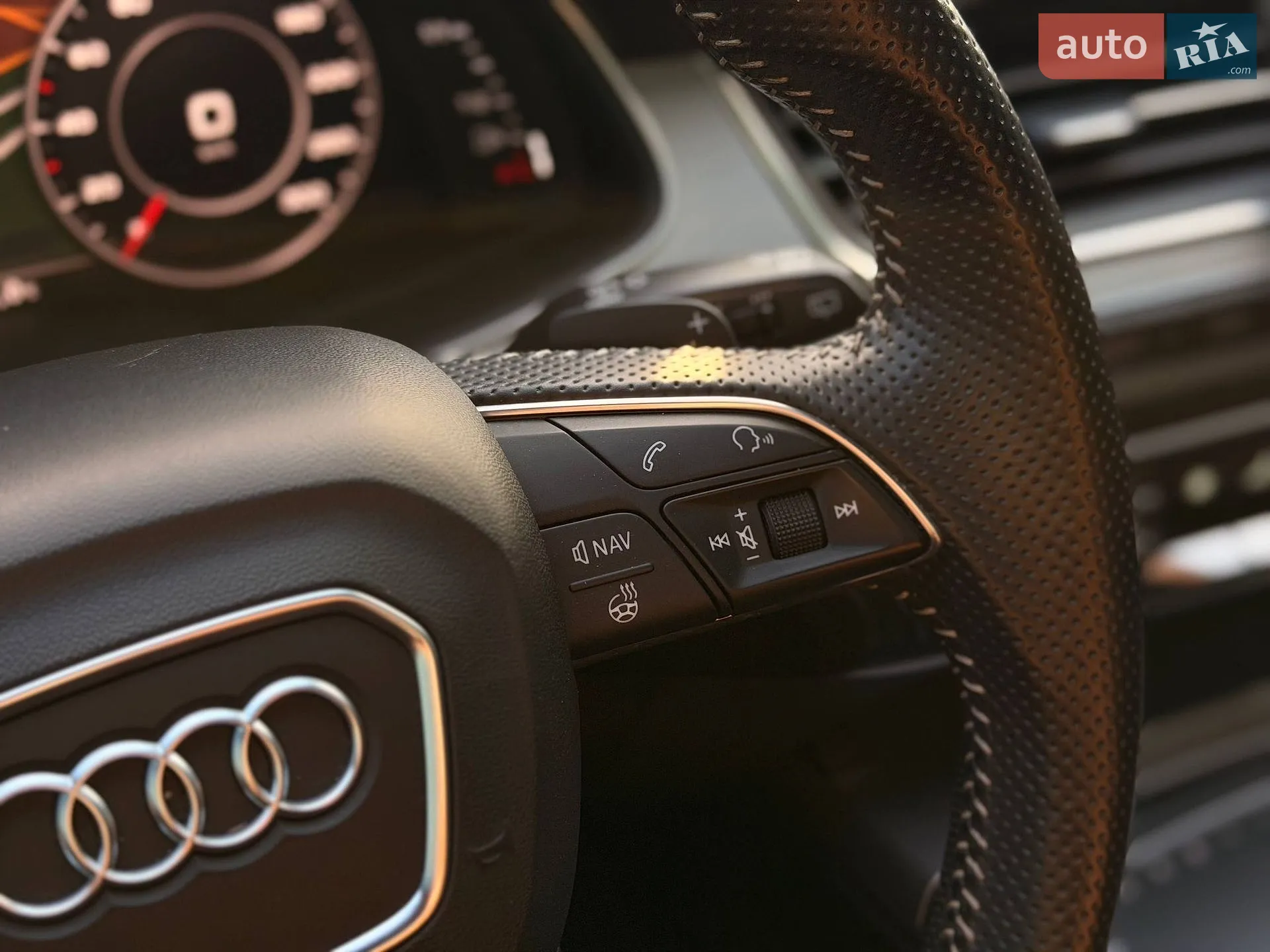 2016 Audi Q7 - мініатюра 100