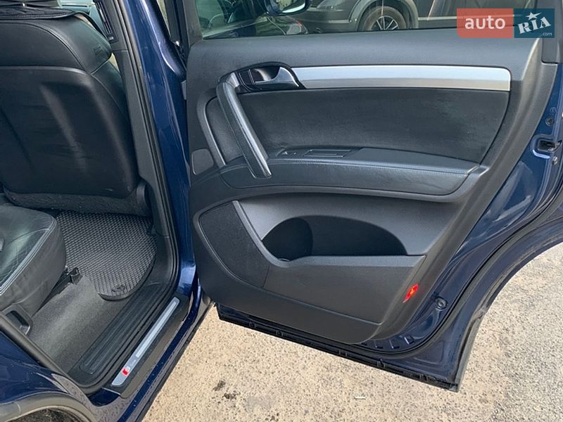 Внедорожник / Кроссовер Audi Q7 2007 в Львове