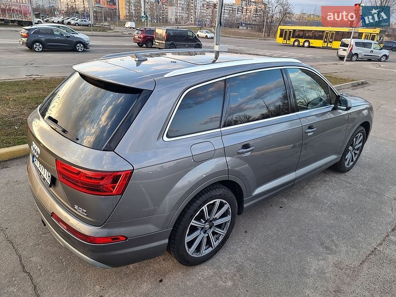 Внедорожник / Кроссовер Audi Q7 2017 в Киеве
