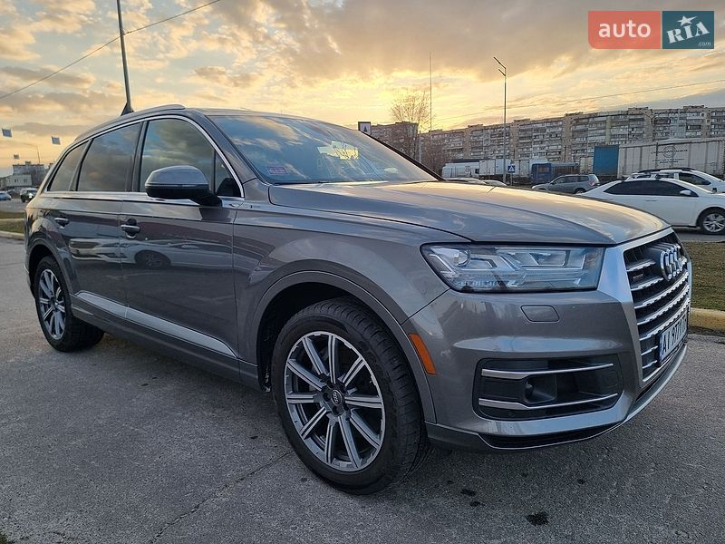 Внедорожник / Кроссовер Audi Q7 2017 в Киеве
