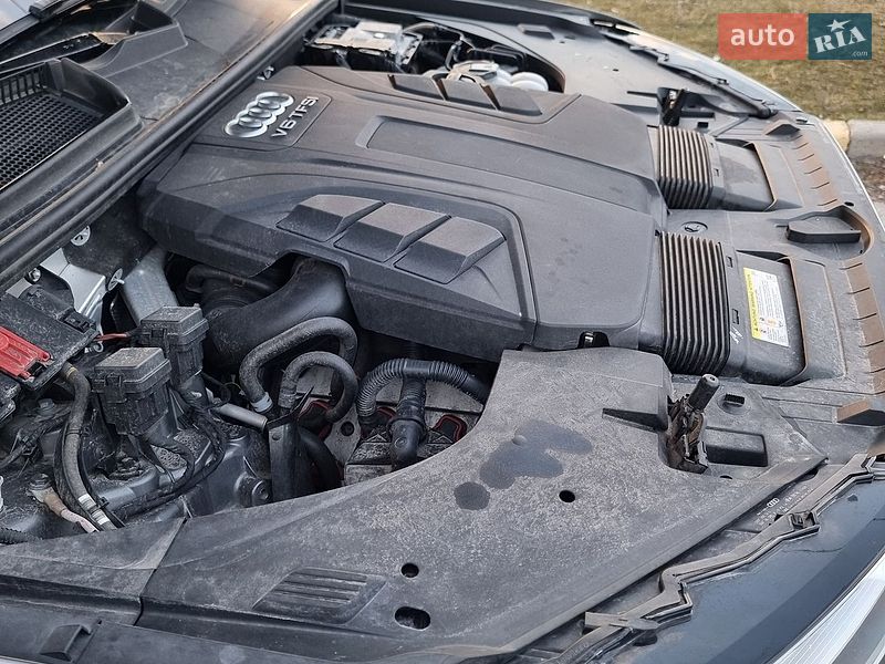 Внедорожник / Кроссовер Audi Q7 2017 в Киеве