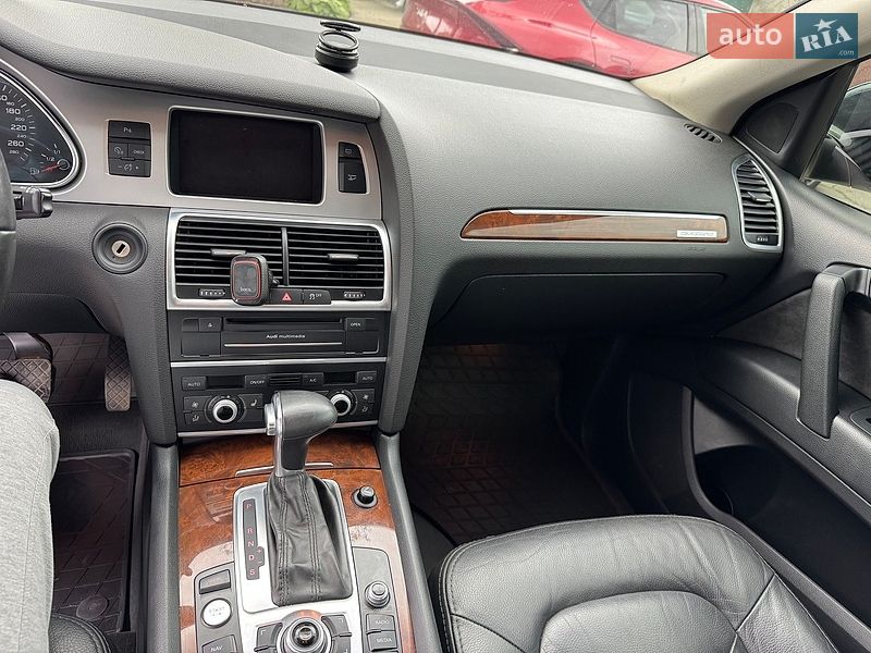 Внедорожник / Кроссовер Audi Q7 2013 в Белой Церкви
