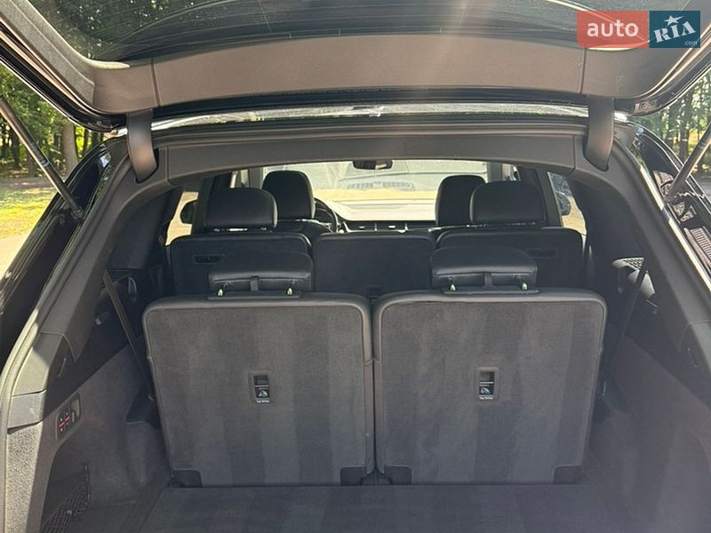 Позашляховик / Кросовер Audi Q7 2018 в Львові