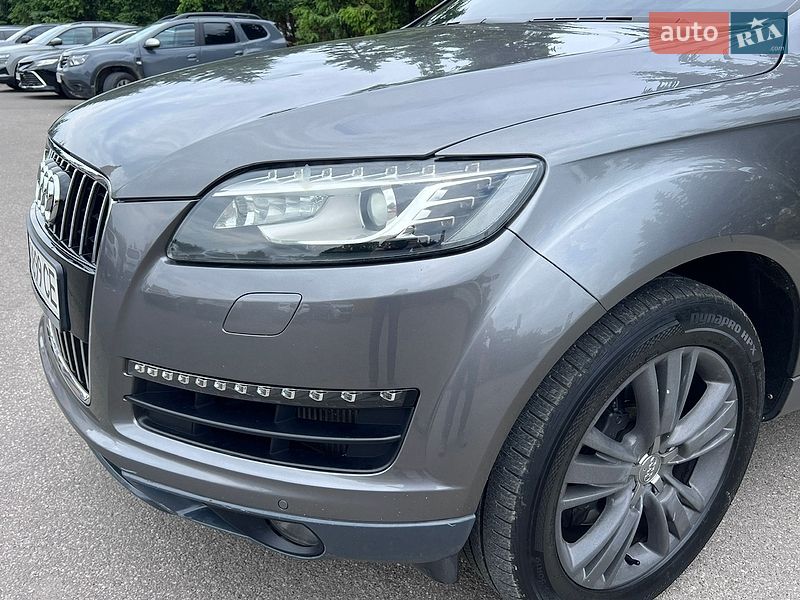 Позашляховик / Кросовер Audi Q7 2010 в Тернополі