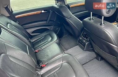 Позашляховик / Кросовер Audi Q7 2010 в Тернополі